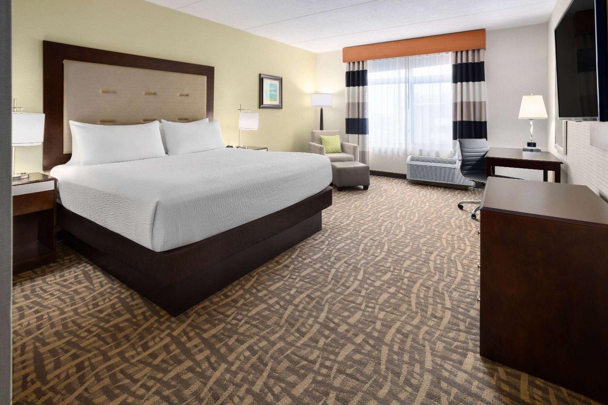 Wyndham Garden Buffalo Downtown Exterior foto
