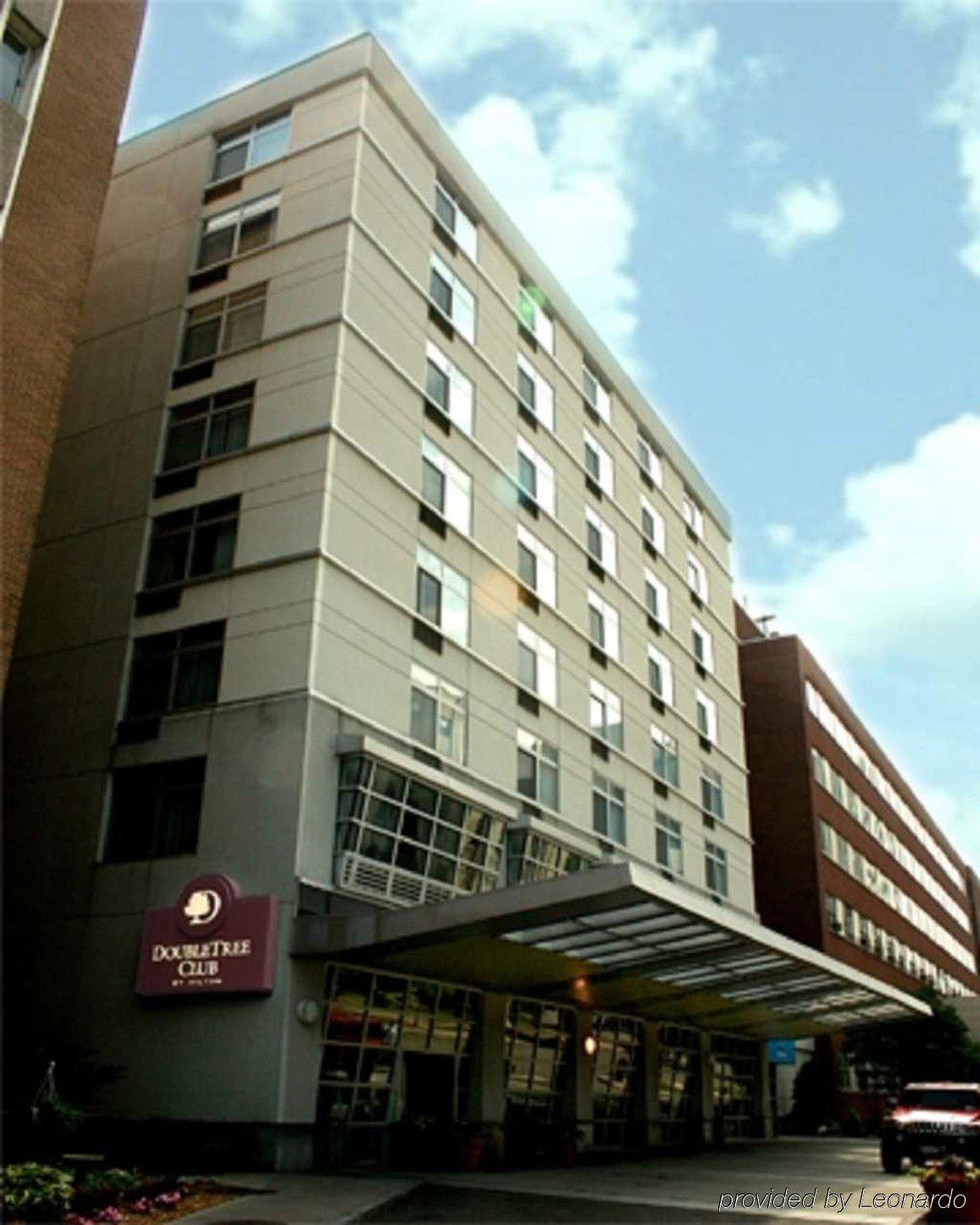 Wyndham Garden Buffalo Downtown Exterior foto