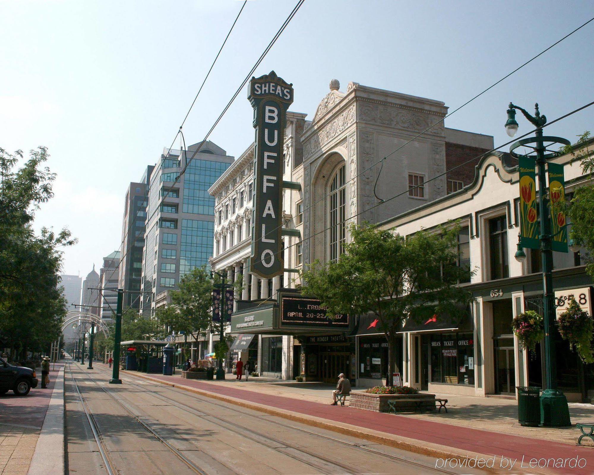 Wyndham Garden Buffalo Downtown Exterior foto