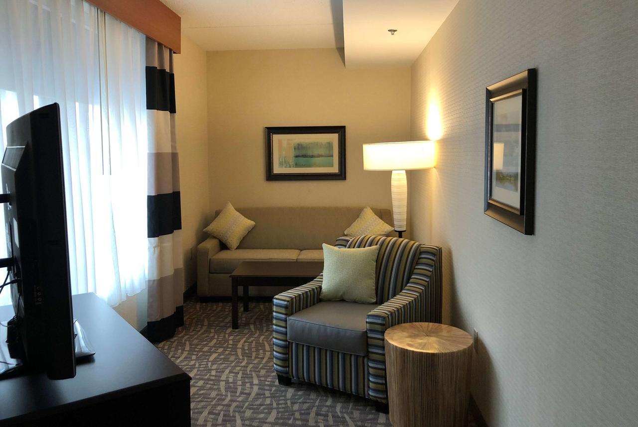 Wyndham Garden Buffalo Downtown Exterior foto