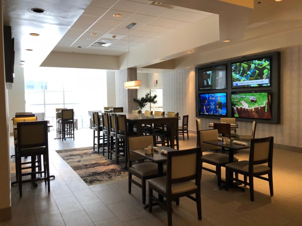 Wyndham Garden Buffalo Downtown Exterior foto