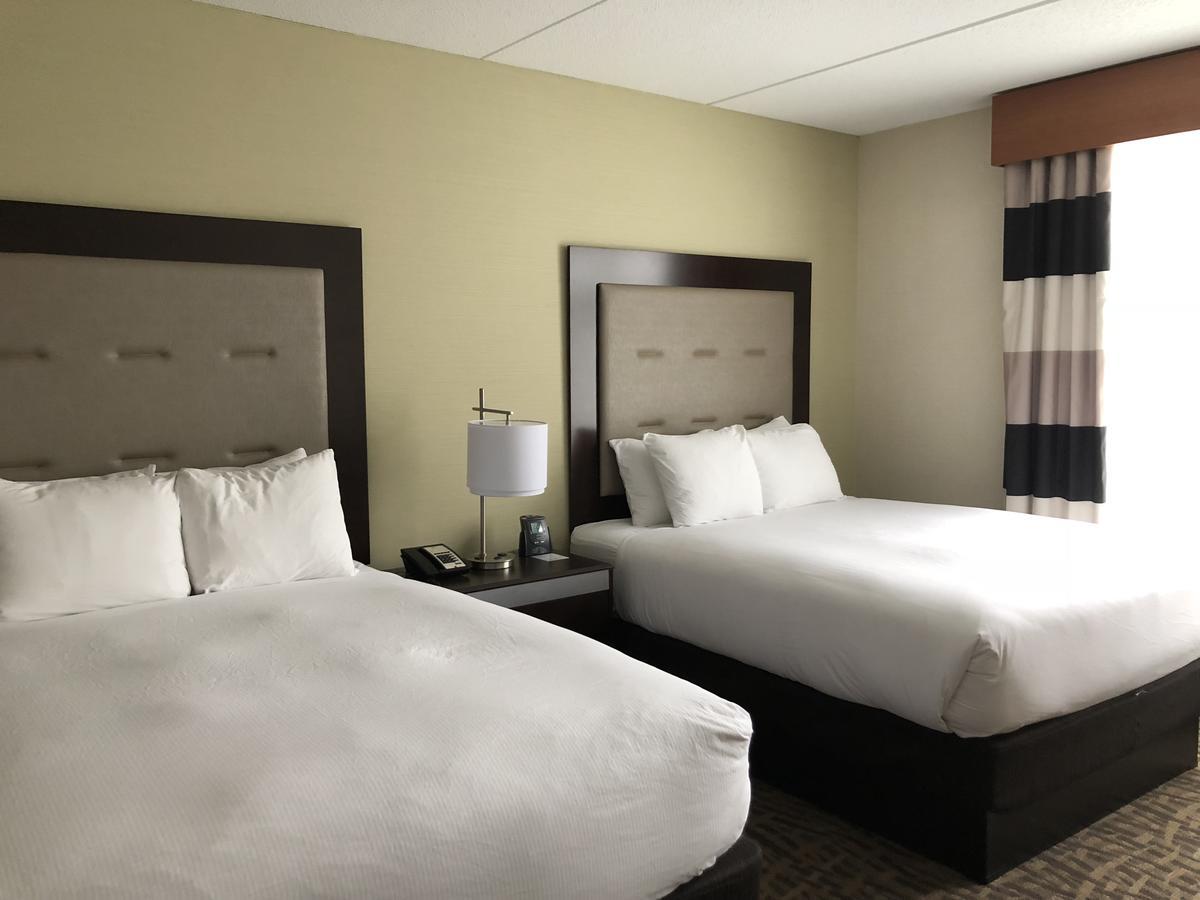 Wyndham Garden Buffalo Downtown Exterior foto